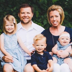 Meet your Posher, Elizabeth